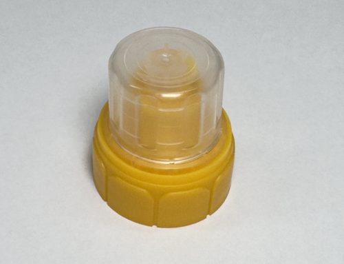 Cap with seal
